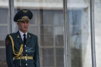 Čestná stráž, Bulvár Chuy, Biškek 
