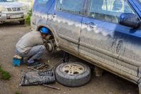 Car repair, Kazarman