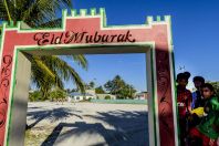 On the street, Huraa