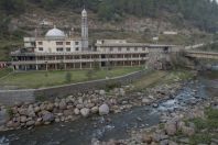 Mosque, Battagram