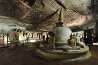 Dambulla cave temple